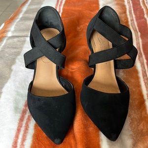 like new cityclassified black size 6 heels
